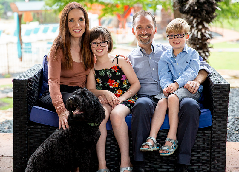 Brandon-Family-Dog_32B0190